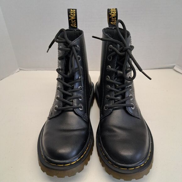 Dr. Martens Shoes - Dr. Doc Martens LUANA Black Matte Leather Ankle Boots AW004 Docs Womens Size 7